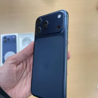 Iphone 17 Pro Max 256GB Azul - Seminovo